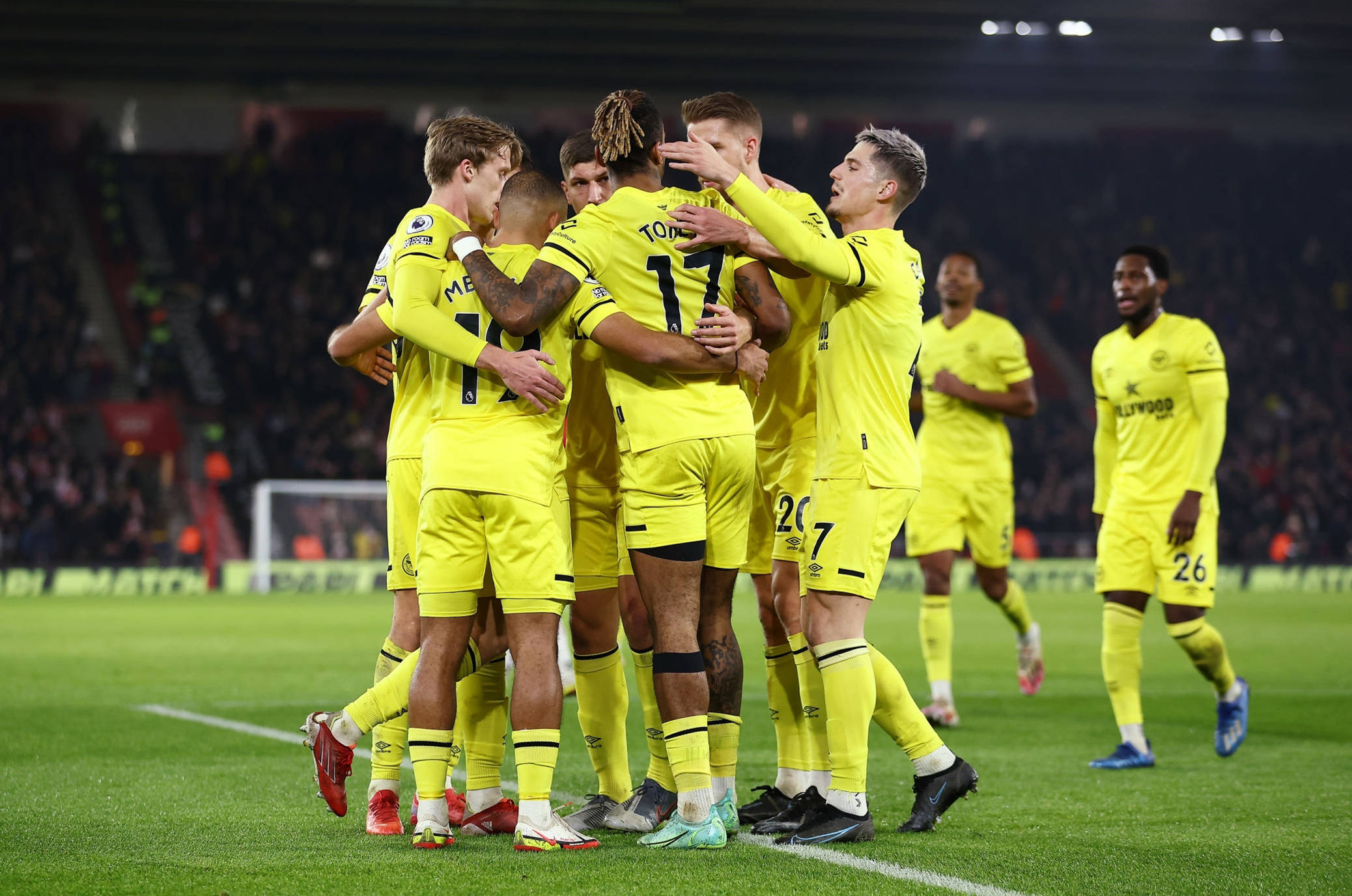 尤其是他们 尤其是他们